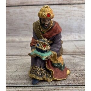 Kirkland Signature Nativity Wiseman Magi 6.5in Porcelain Replacement Figure 7517